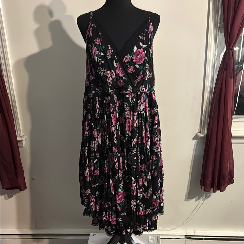 Torrid Black Sleeveless Midi Dress